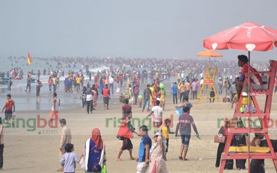 মুখরিত কক্সবাজার সৈকত মুখরিত কক্সবাজার সৈকত