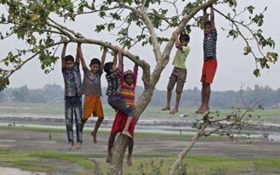দুরন্ত শৈশব এবং শহুরে বাস্তবতা