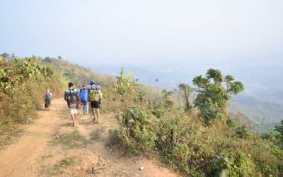 সে চূড়ায় রাতে থাকার কথা কেউ ভাবতে পারে না