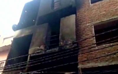 ভারতে পোশাক কারখানায় আগুন, নিহত ১৩ ভারতে পোশাক কারখানায় আগুন, নিহত ১৩