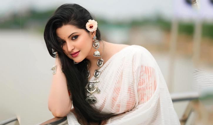 পরীমনি অভিনীত সিনেমাসহ অন‌্যান‌্য খবরাখবর