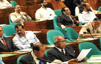 আবারও উত্তপ্ত সংসদ, বিএনপির ওয়াক আউট