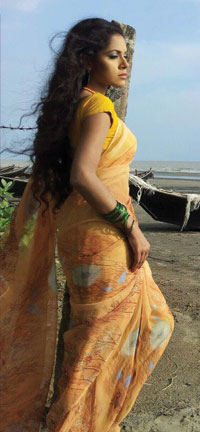 মূল ধারা বা বিকল্প ধারা বলে কিছু নেইঃ সাদিকা স্বর্ণা