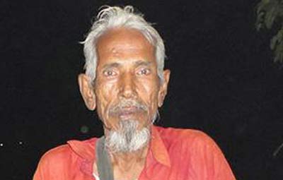 মুক্তিযোদ্ধা মোস্তফার জীবন চলে ভিক্ষার চালে