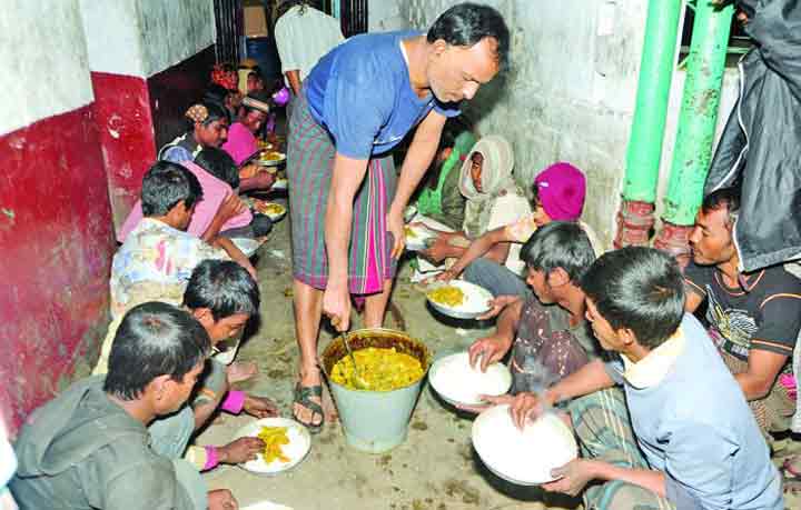 ৯০ বছরে ‘দাদুর খাবার’