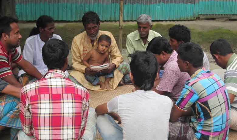 আওয়াল মিয়ার পুঁথি পাঠ