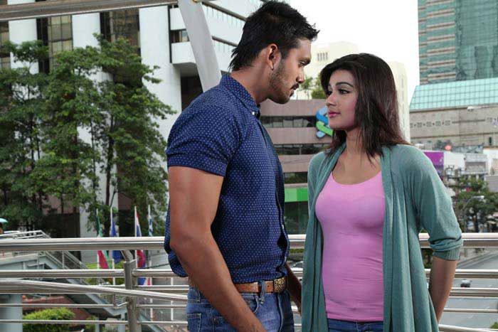 দুদিনে ‘অগ্নি’র আয় ২ কোটি ৪০ লাখ