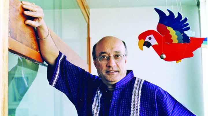 বাংলা একাডেমির ফেলোশিপ পাচ্ছেন পার্থপ্রতিম মজুমদার