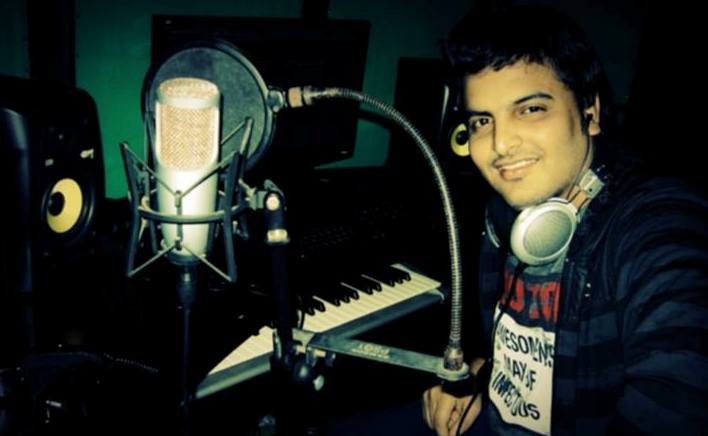 ভালোবাসা দিবসে ‘রোদেলা আকাশ’