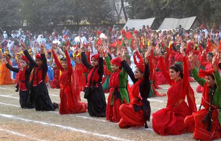 ঢাকা ক্যান্ট গার্লস পাবলিক স্কুল ও কলেজের বার্ষিক ক্রীড়া সমাপ্ত