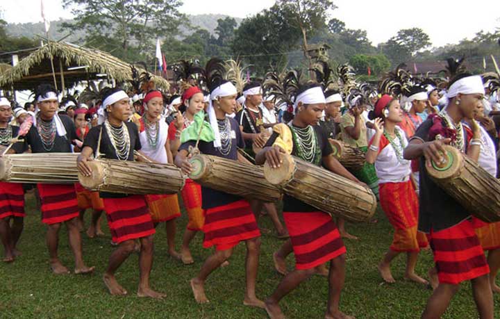 সাঁওতাল সম্প্রদায়ের সাতকাহন