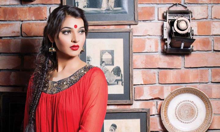 মেয়েদের সুন্দরী করে তোলে যা কিছু