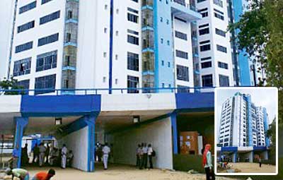 বাড়ির রং নীল-সাদা হলেই কর ছাড়