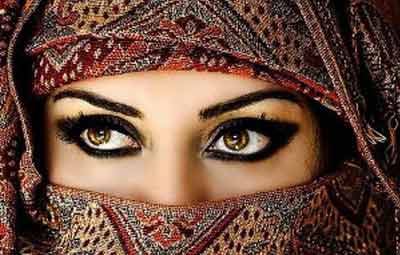 নারীর ‘প্রলুব্ধ চোখ’ ঢেকে রাখার নির্দেশ