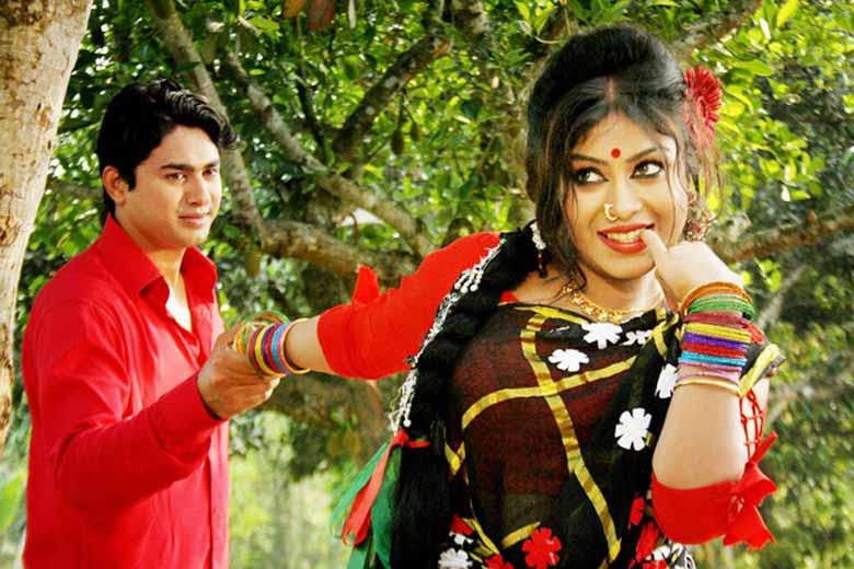 ঢালিউডে মুক্তি পেয়েছে ‘চিনি বিবি’