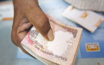 Currency notes carry disease Currency notes carry disease