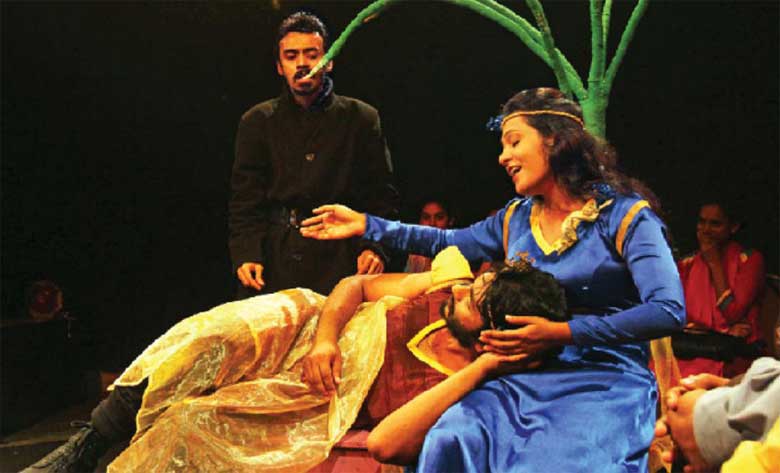 নাট্য-সাহিত্যে স্মরণীয় সংলাপ