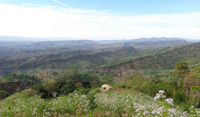 বিপজ্জনক ট্রেইল ধরে কংদুকত্লাং বিজয়