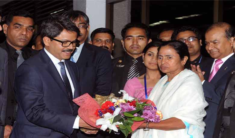 Mamata leaves Dhaka