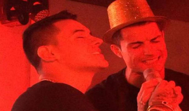 গান গাইলেন রোনালদো (ভিডিও)