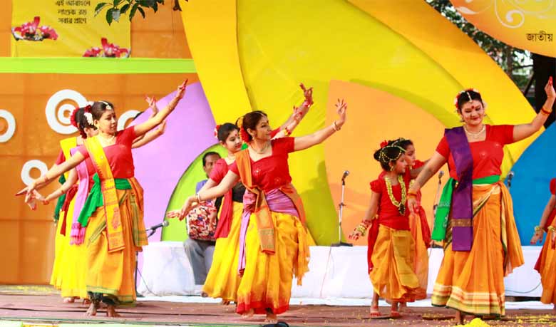 ছবিতে বসন্ত বরণ