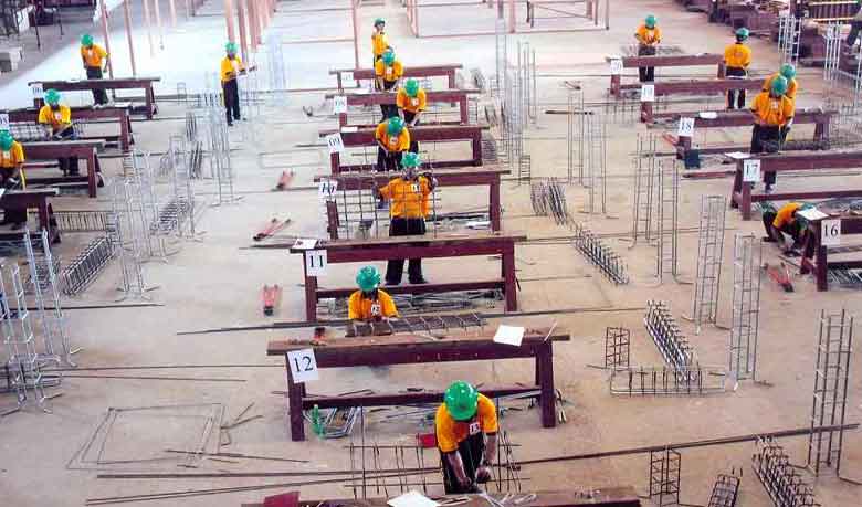 অনিশ্চয়তায় সিঙ্গাপুরগামী তিন হাজার শ্রমিক