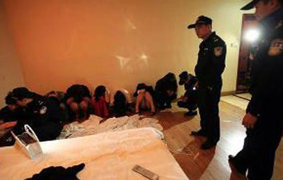 ঘুষ হিসেবে কর্মকর্তাদের কুমারী মেয়ে ‘উপহার’!