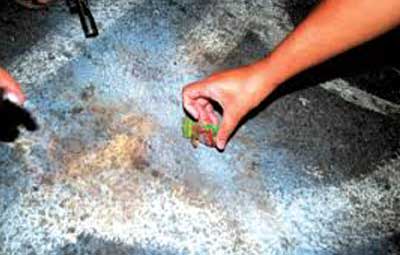 খুলনায় ককটেল বিস্ফোরণ, অস্ত্র উদ্ধার