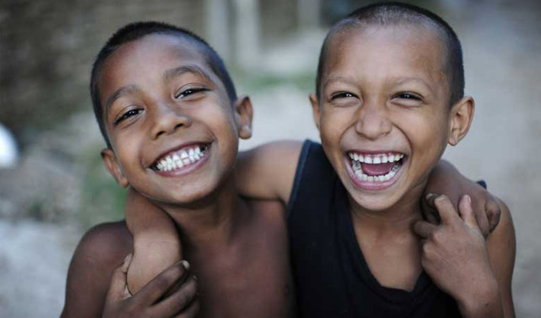 বন্ধু ভরা বসুন্ধরা || তাপস রায়