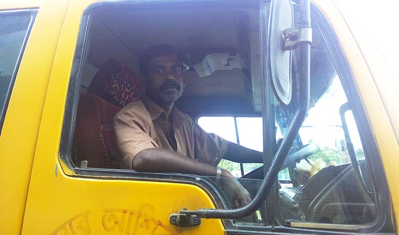 জীবনের গল্প : পথে পথে ২৭ বছর