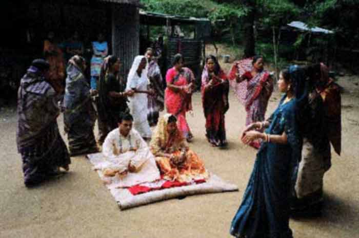 বিয়ে হয় শোনা যায় না বিয়ের গীত