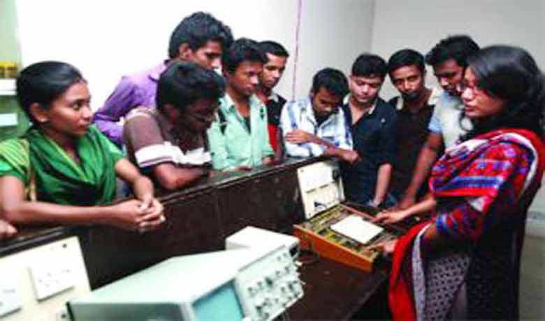 ‘কারিগরি শিক্ষায় নারীর অংশগ্রহণ বেড়েছে’