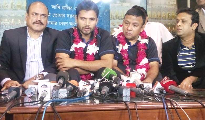 এগিয়ে যাওয়ার প্রত্যয় মাশরাফির