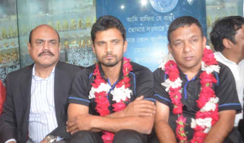 আম্পায়ারদের ওপর কোনো ক্ষোভ নেই মাশরাফির