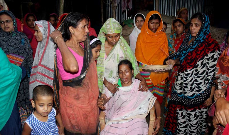 সড়ক দুর্ঘটনায় তরুণ ফুটবলার রাজিব নিহত