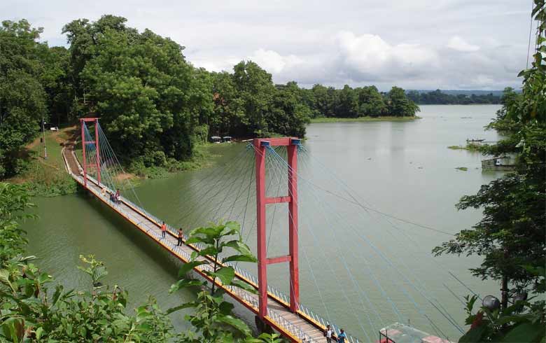 পাহাড়ের বাঁকে বাঁকে সৌন্দর্য