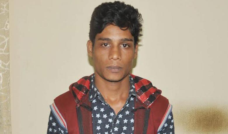 মায়ের সঙ্গে সম্পর্ক : হত্যার পর লাশ ১০ টুকরা