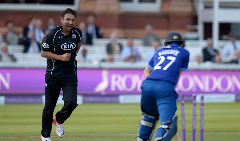 পাকিস্তানের অন্তর্বর্তী কোচ আজহার মাহমুদ