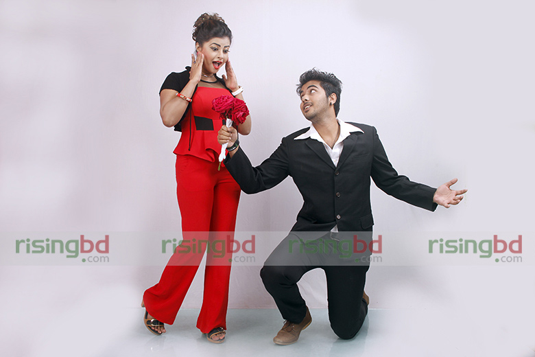 ভালোবেসে উপহার