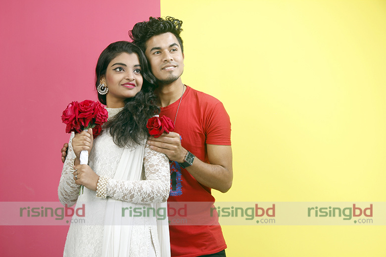 ভালোবাসা দিবসে কোন পোশাকের রঙের কী মানে