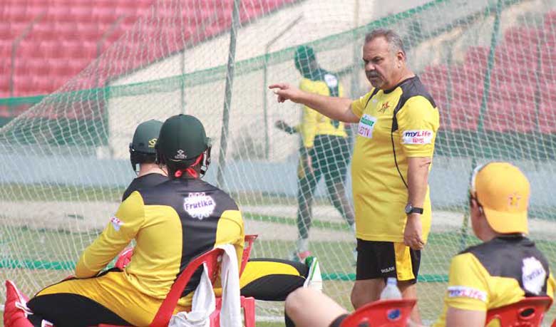 জিততেই এসেছে জিম্বাবুয়ে : ডেভ হোয়াটমোর