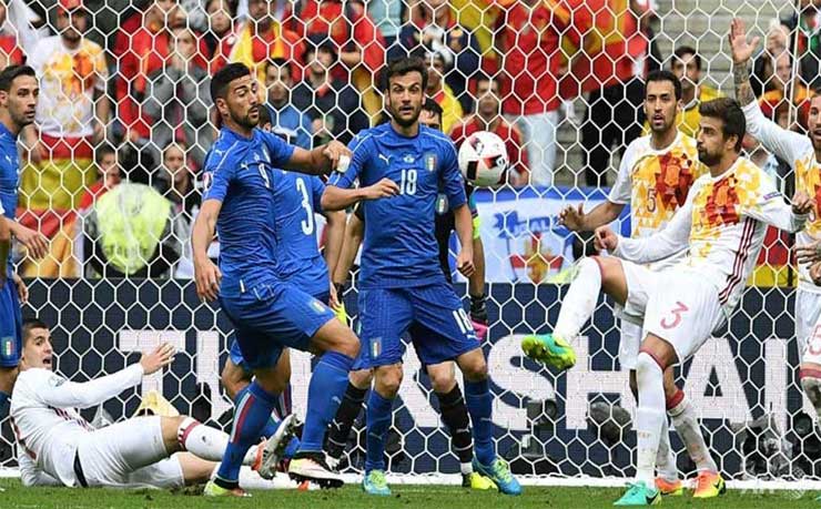Italy dumps reigning king Spain out of Euro