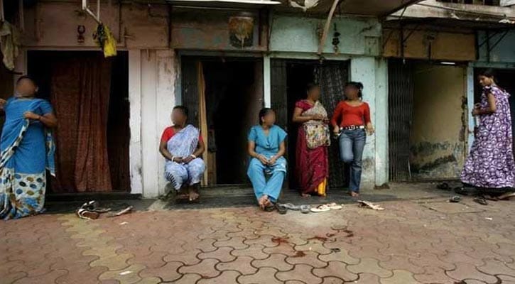 বউকে দিয়ে যৌন ব্যবসা যে গ্রামে রীতি