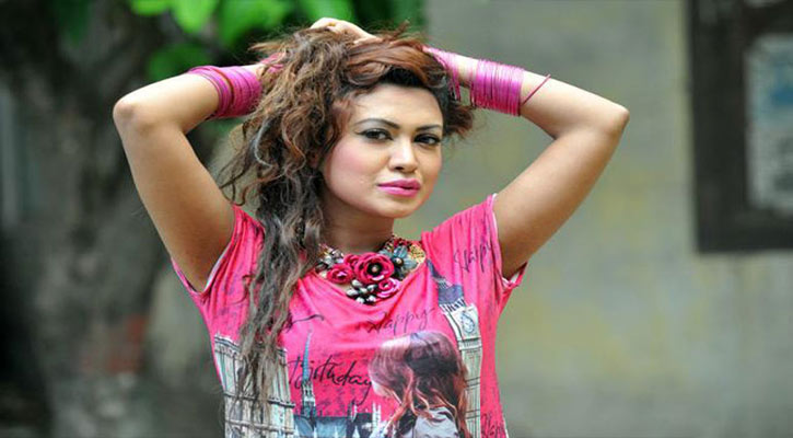 ‘খাস জমিন’-এ থাকছেন বিপাশা