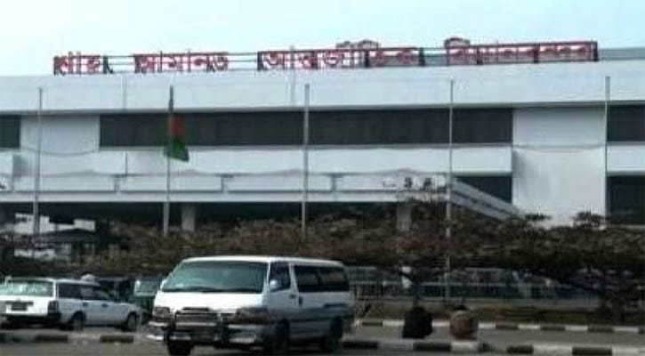 39 held at Ctg airport while travelling to Libya illegally 39 held at Ctg airport while travelling to Libya illegally