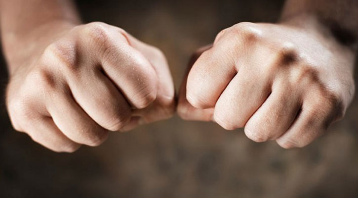 হাত মুষ্টিবদ্ধের উপকারিতা