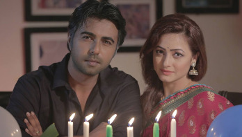 অপূর্ব-সুজানার টানাপোড়েন! অপূর্ব-সুজানার টানাপোড়েন!