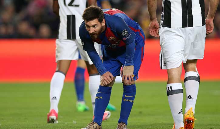 Juventus knock Barcelona out of Champions League