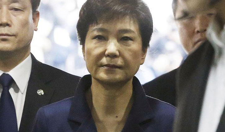 Ex-South Korean president charged in corruption probe