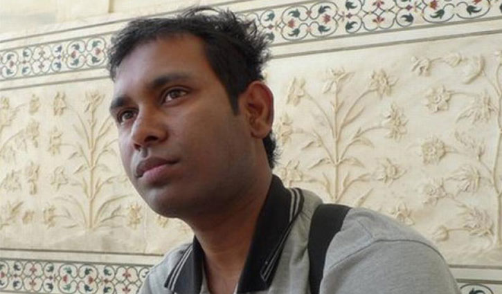 Blogger Rajib’s father dissatisfied with HC verdict